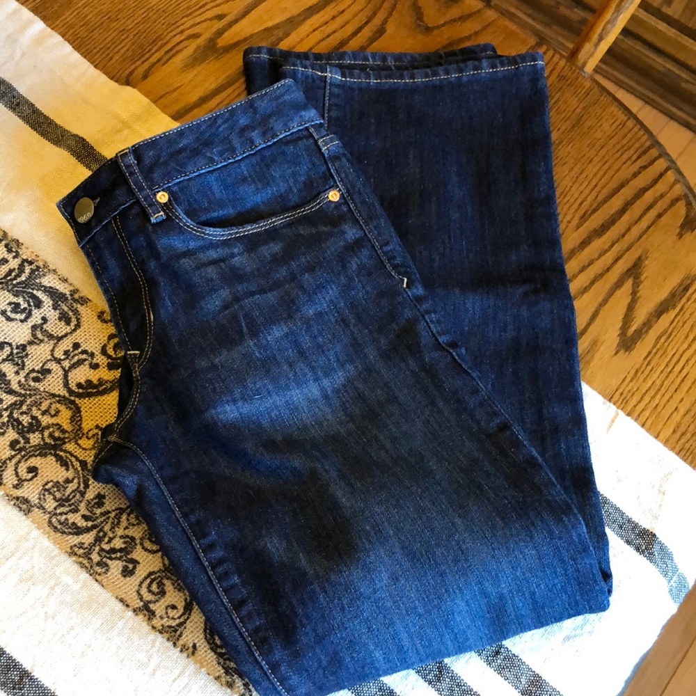 GAP 1969 sexy boot jeans LIKE NEW!!